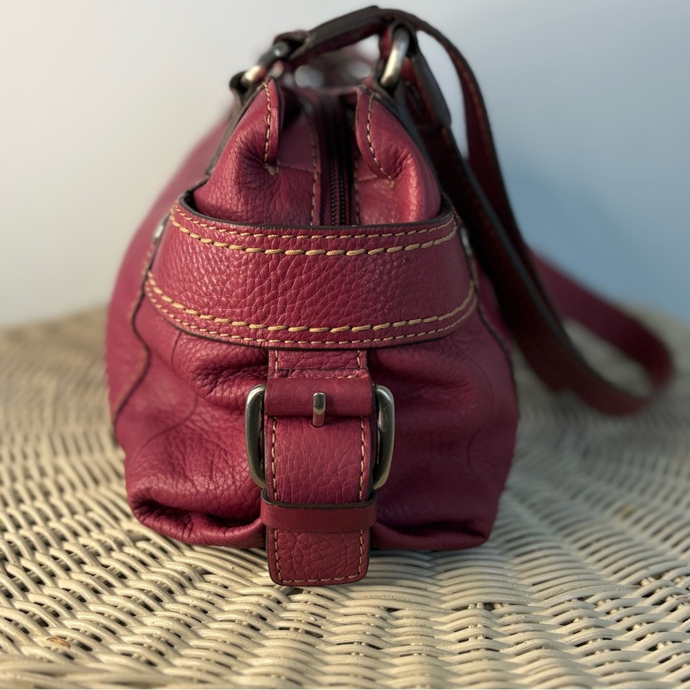 Fossil Pink Leather Shoulder Bag - Picture 2 of 11